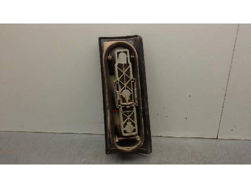 Recambio de piloto trasero izquierdo para renault rapid/express (f40) 1.6 d familiar (f404) referencia OEM IAM   