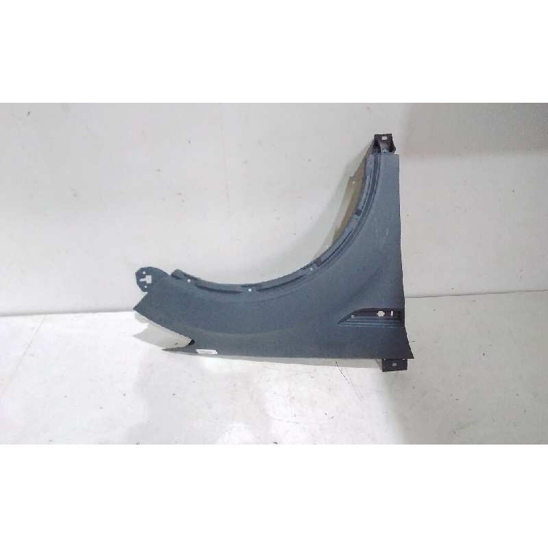 Recambio de aleta delantera derecha para ford focus turnier (cb4) referencia OEM IAM 8090400021007000  