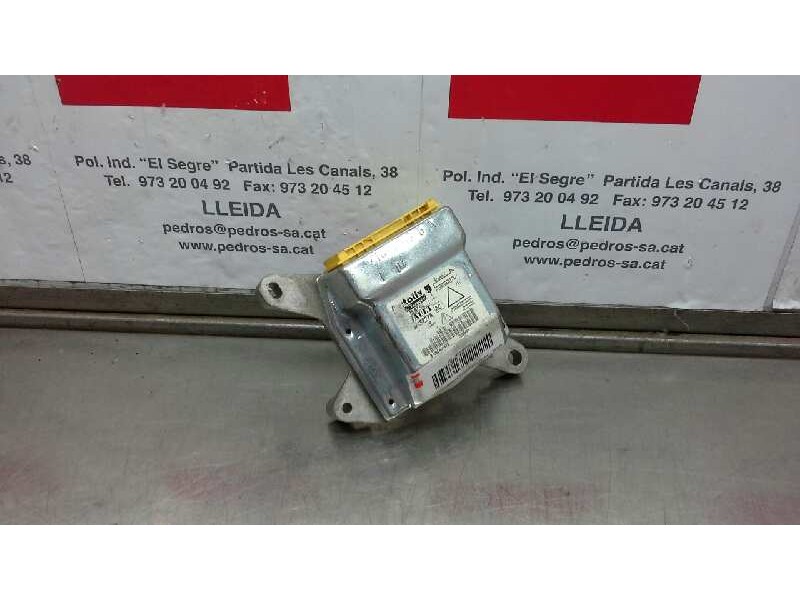 Recambio de centralita airbag para renault laguna ii grandtour (kg0) expression referencia OEM IAM 7701070531  
