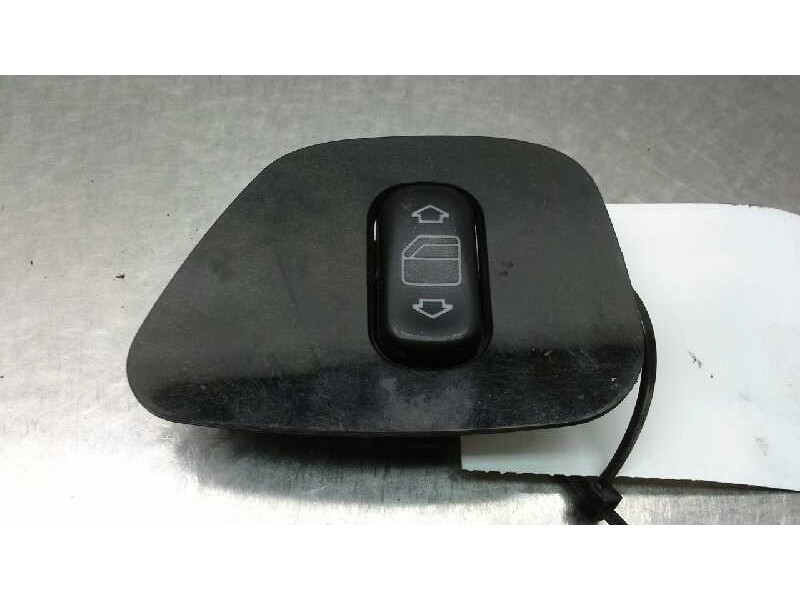 Recambio de mando elevalunas trasero izquierdo para mercedes clase e (w210) berlina diesel 320 cdi (210.026) referencia OEM IAM 