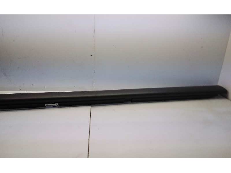 Recambio de talonera derecha para jaguar x-type referencia OEM IAM 50100523  