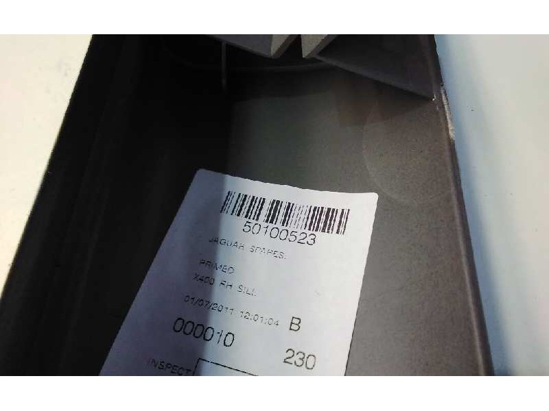 Recambio de talonera derecha para jaguar x-type referencia OEM IAM 50100523  