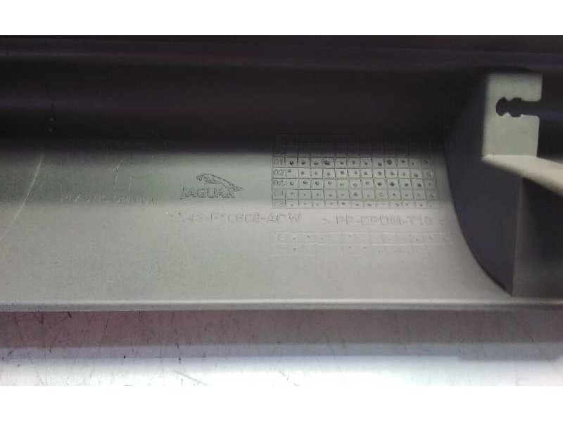 Recambio de talonera derecha para jaguar x-type referencia OEM IAM 50100523  