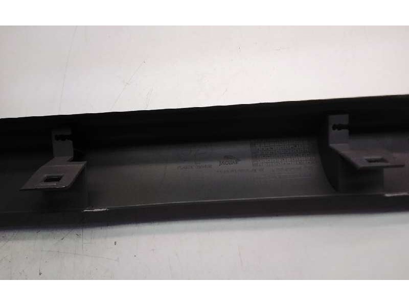 Recambio de talonera derecha para jaguar x-type referencia OEM IAM 50100523  