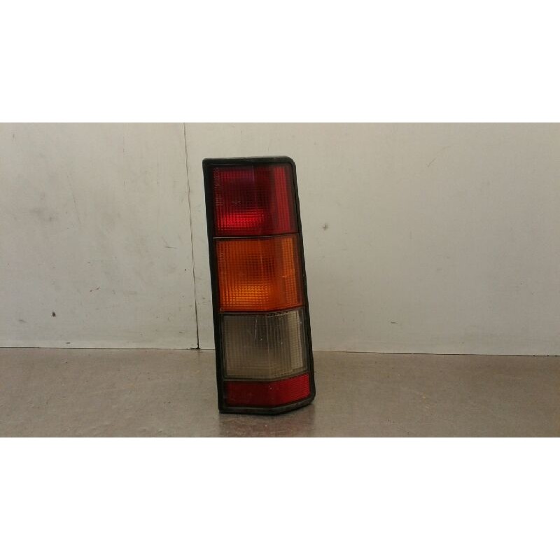 Recambio de piloto trasero derecho para renault rapid/express (f40) 1.6 d familiar (f404) referencia OEM IAM 20990D  