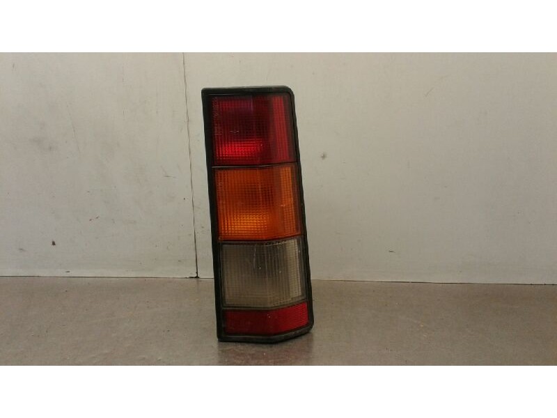 Recambio de piloto trasero derecho para renault rapid/express (f40) 1.6 d familiar (f404) referencia OEM IAM 20990D  