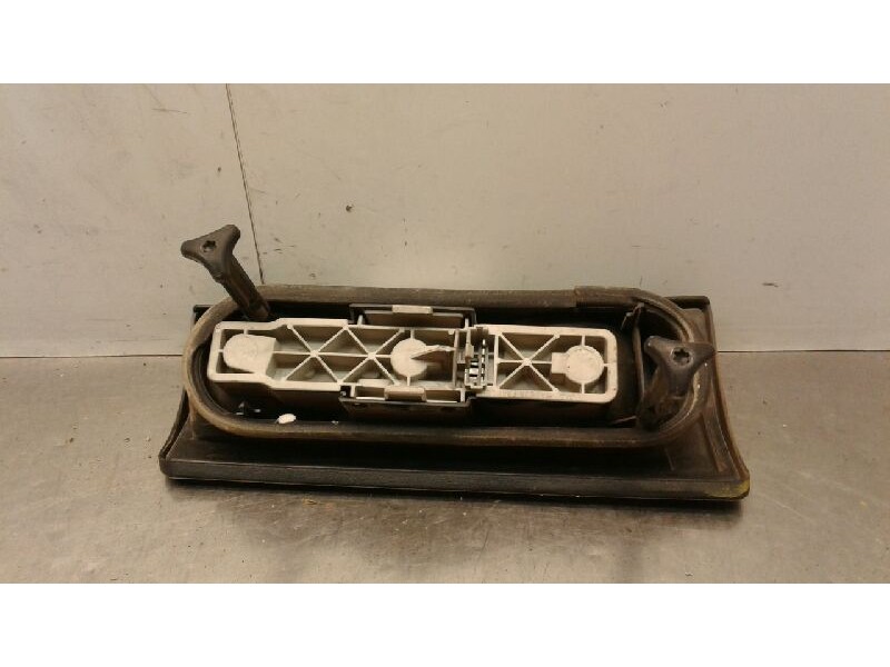 Recambio de piloto trasero derecho para renault rapid/express (f40) 1.6 d familiar (f404) referencia OEM IAM 20990D  