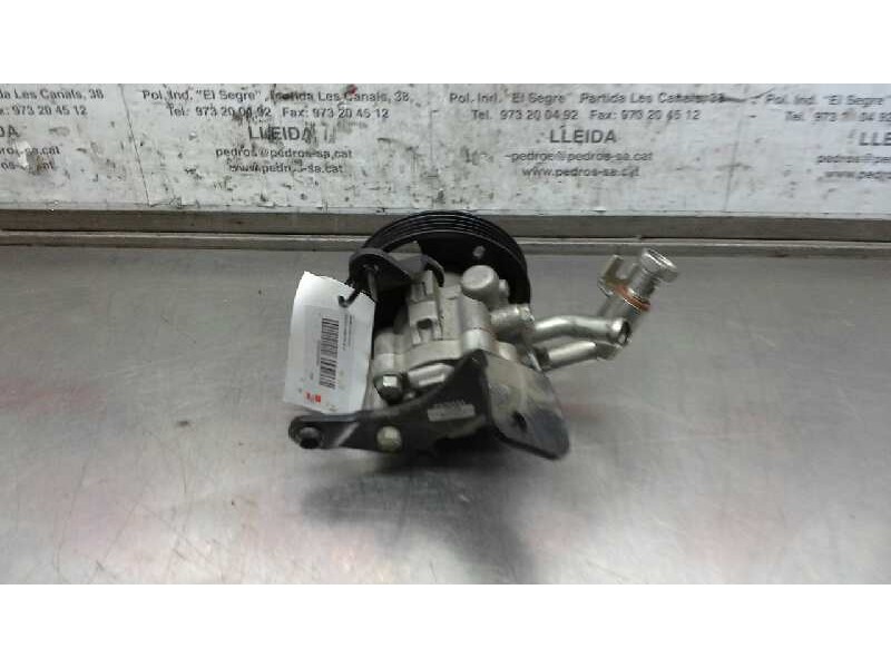 Recambio de bomba direccion para nissan cabstar 45.14 referencia OEM IAM 37293008  