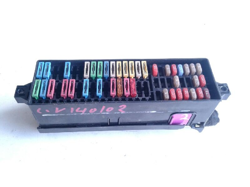 Recambio de caja fusibles para seat ibiza (6j5) 25 aniversario referencia OEM IAM 5J0937615C  