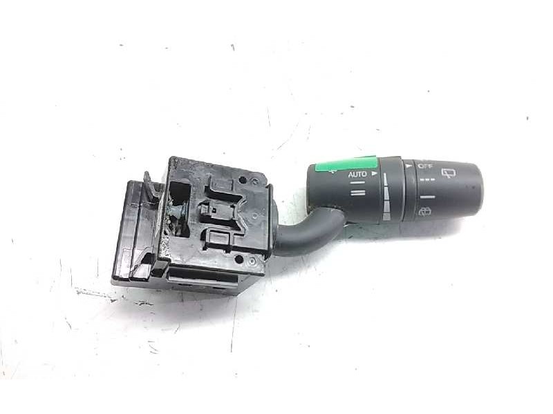 Recambio de mando limpia para mazda cx-3 referencia OEM IAM   