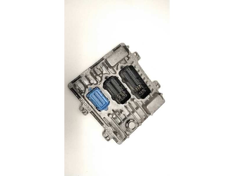 Recambio de centralita motor uce para opel astra k sports tourer excellence referencia OEM IAM 55503869 CONTINENTAL GM 