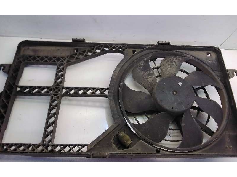 Recambio de electroventilador para ford transit caja cerrada, media (fy) (2000 =>) ft 280 2.0 referencia OEM IAM 1C158C607  