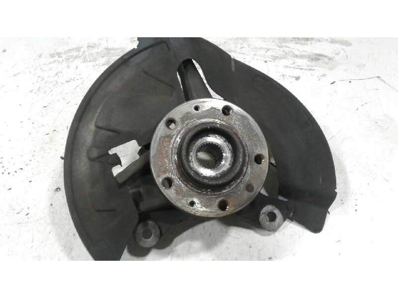 Recambio de mangueta delantera izquierda para peugeot 407 sport referencia OEM IAM 016P8  