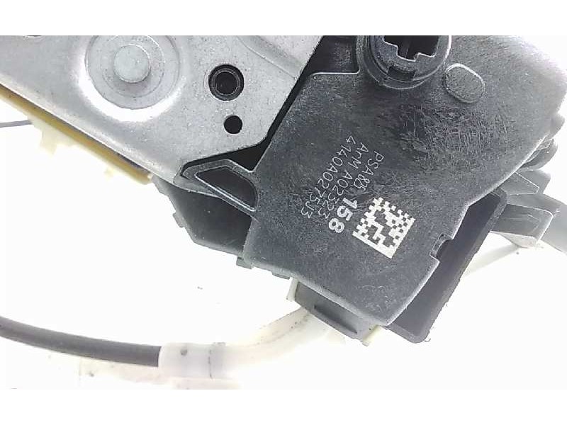 Recambio de cerradura puerta delantera izquierda para peugeot 3008 confort referencia OEM IAM 825158  