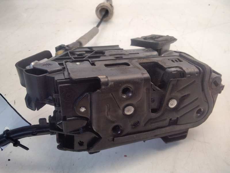 Recambio de cerradura puerta delantera derecha para seat arona style edition referencia OEM IAM B6A5TB837016A  