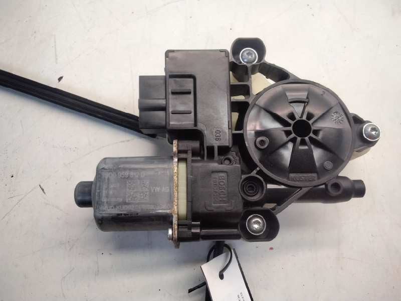 Recambio de elevalunas trasero derecho para seat arona style edition referencia OEM IAM 5Q0959812D  