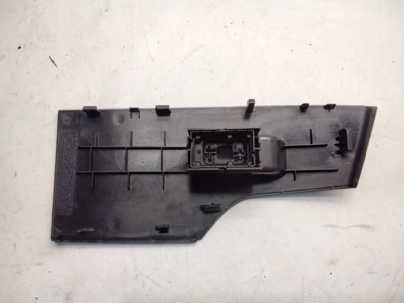 Recambio de mando elevalunas trasero derecho para seat arona style edition referencia OEM IAM 6F1867172  