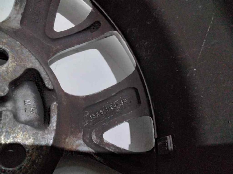 Recambio de llanta aluminio para nissan note acenta referencia OEM IAM 154TORNILLOS ET40 