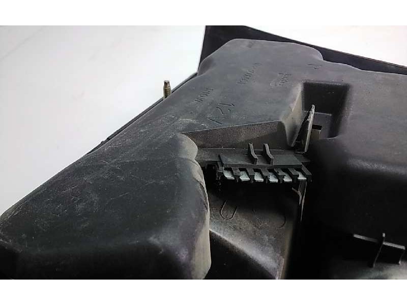 Recambio de piloto trasero derecho para mg rover serie (r/rf) 1.6 16v cat referencia OEM IAM   102228