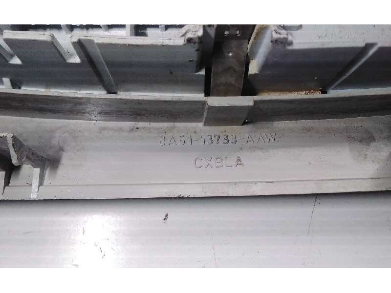 Recambio de luz interior para ford fiesta (cb1) ambiente referencia OEM IAM 8A6113733AAW  