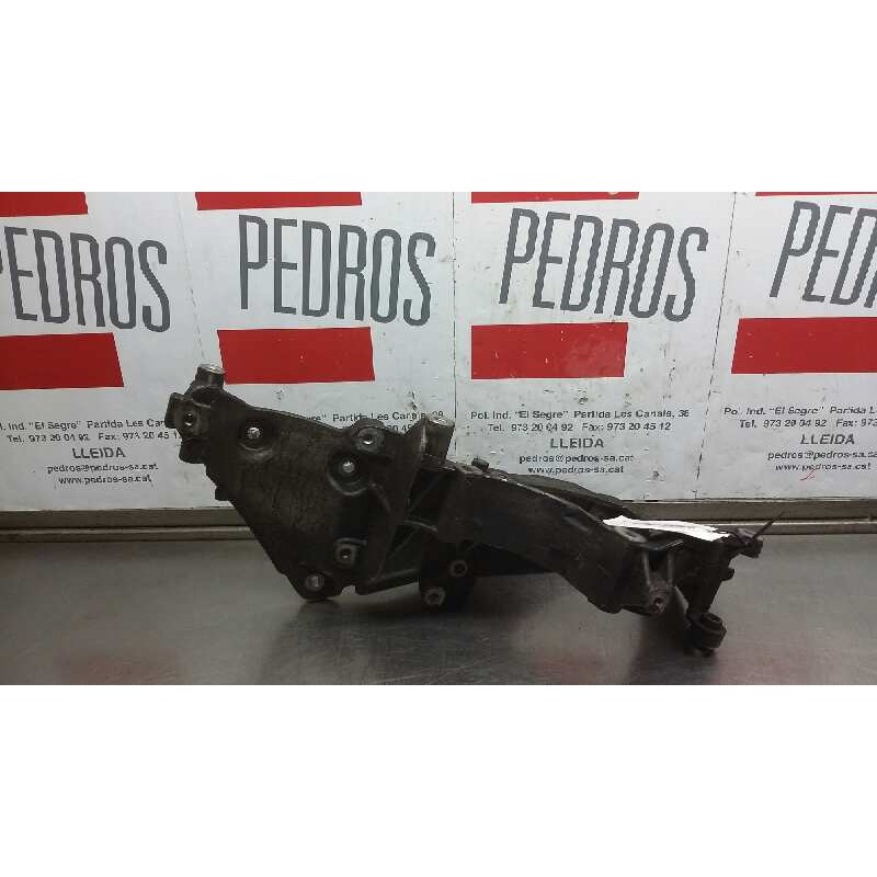 Recambio de soporte alternador para nissan interstar mod. 04 (x70) 2.5 dci diesel cat referencia OEM IAM   