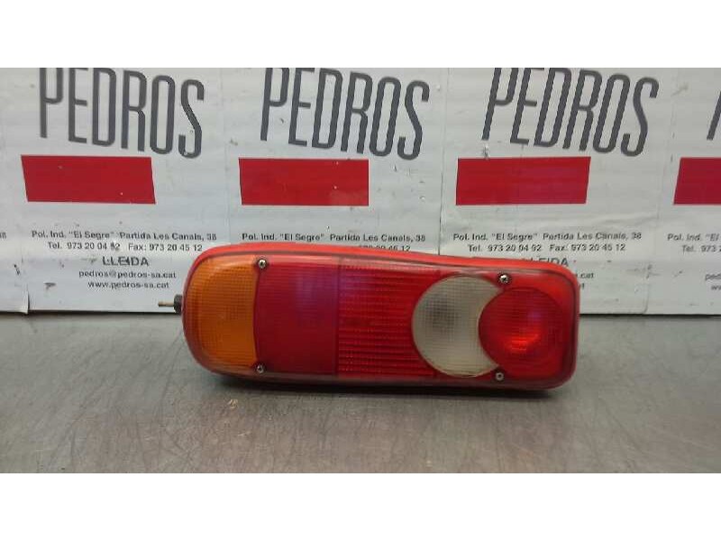 Recambio de piloto trasero derecho para renault midlum 220 dci referencia OEM IAM   