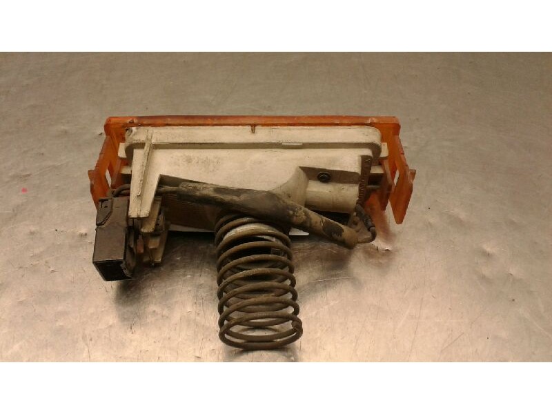 Recambio de piloto delantero izquierdo para renault rapid/express (f40) 1.6 d familiar (f404) referencia OEM IAM   