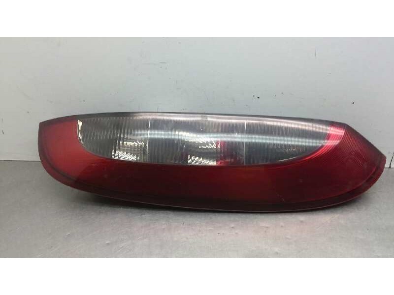 Recambio de piloto trasero derecho para opel corsa c 1.2 16v cat (z 12 xe / lw4) referencia OEM IAM   