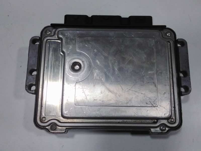 Recambio de centralita motor uce para renault scenic ii authentique referencia OEM IAM   