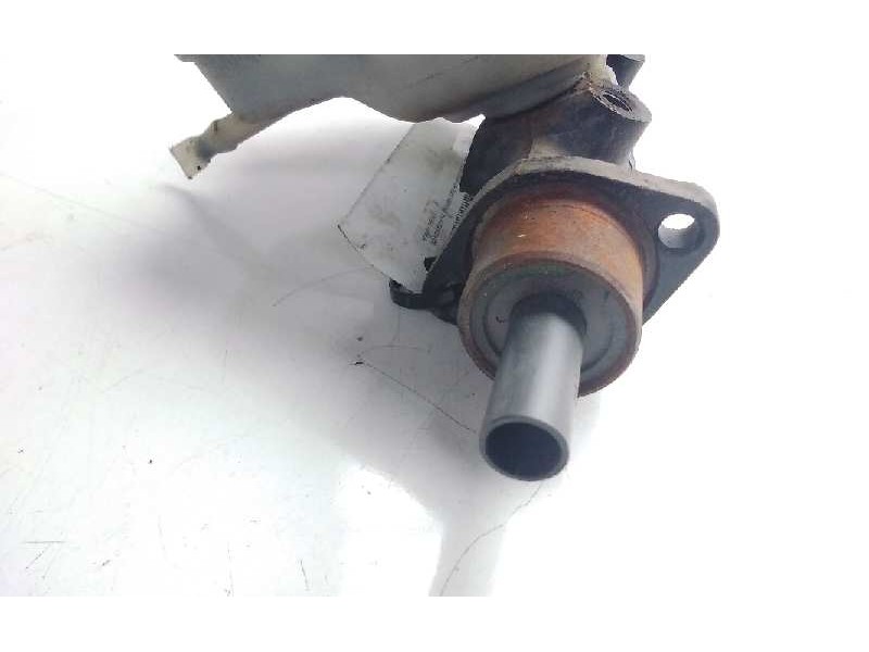 Recambio de bomba freno para volkswagen t4 transporter/furgoneta (mod. 1991) caja cerrada referencia OEM IAM 7D0611303A  