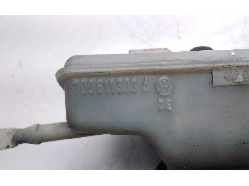Recambio de bomba freno para volkswagen t4 transporter/furgoneta (mod. 1991) caja cerrada referencia OEM IAM 7D0611303A  