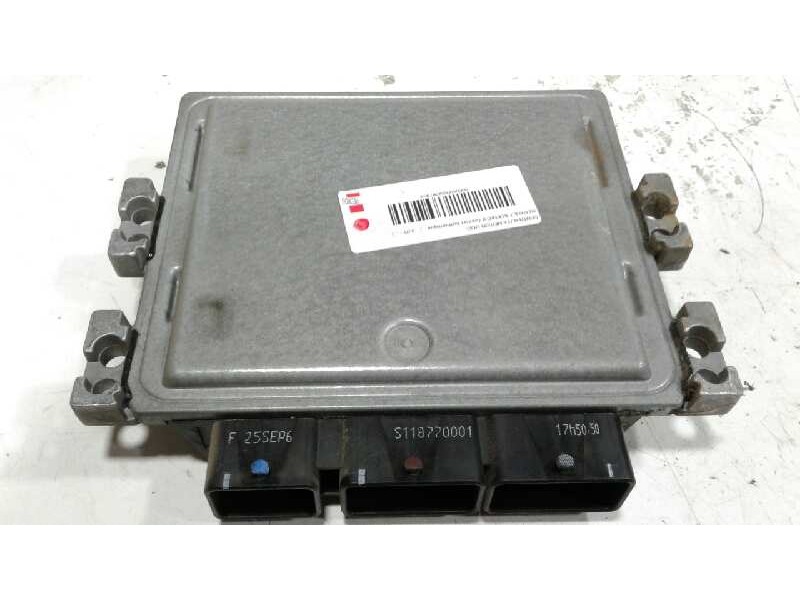 Recambio de centralita motor uce para renault scenic ii confort authentique referencia OEM IAM 82004674C8  