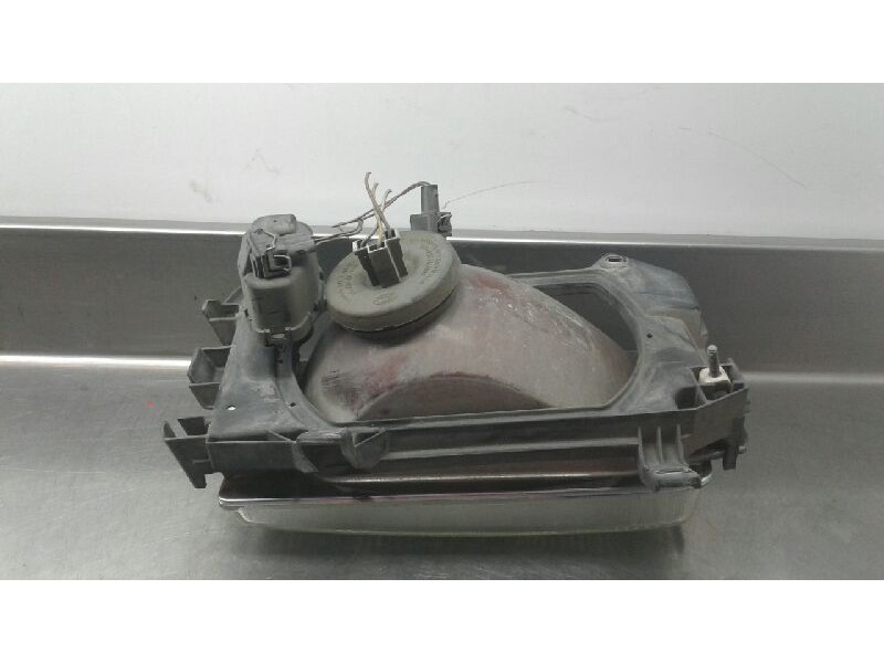Recambio de faro derecho para volkswagen t4 transporter/furgoneta (mod. 1991) caja cerrada referencia OEM IAM 44438  