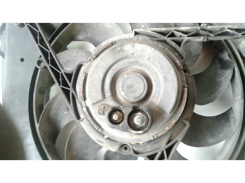Recambio de electroventilador para volkswagen t4 transporter/furgoneta (mod. 1991) caja cerrada referencia OEM IAM 701121207G  