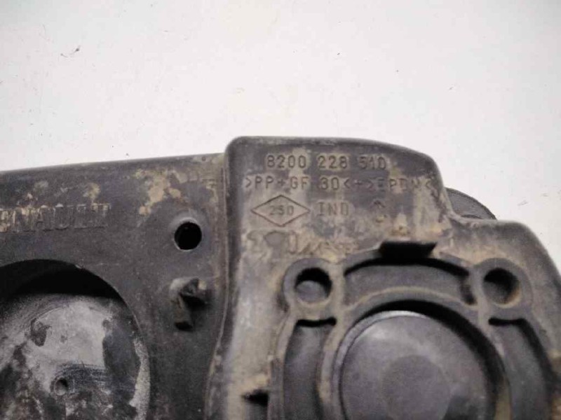 Recambio de tapa exterior combustible para renault scenic ii 1.9 dci diesel referencia OEM IAM 8200228510  