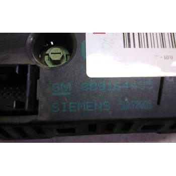 Recambio de pantalla multifuncion para opel combo (corsa c) referencia OEM IAM 009164455  