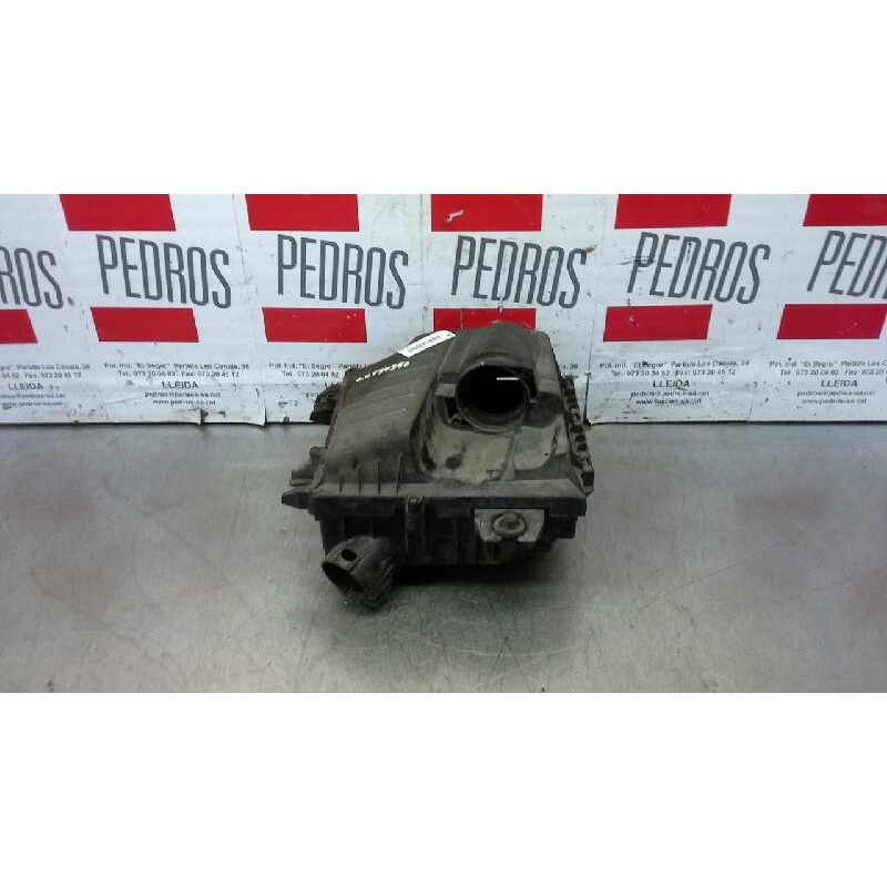 Recambio de filtro aire para renault trafic combi (ab 4.01) generation privilege  combi corto referencia OEM IAM   