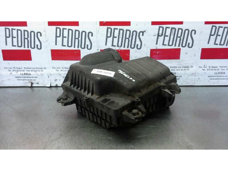 Recambio de filtro aire para renault trafic combi (ab 4.01) generation privilege  combi corto referencia OEM IAM   