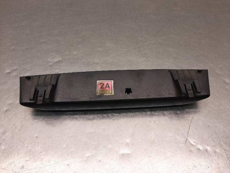 Recambio de luz central de freno para chevrolet kalos 1.2 se referencia OEM IAM 96540274  
