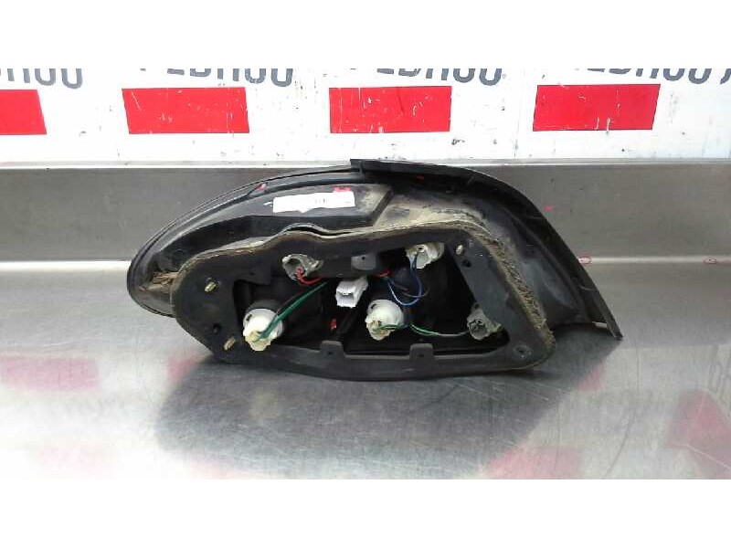 Recambio de piloto trasero derecho para hyundai lantra berlina (rd) 1.6 gls referencia OEM IAM   