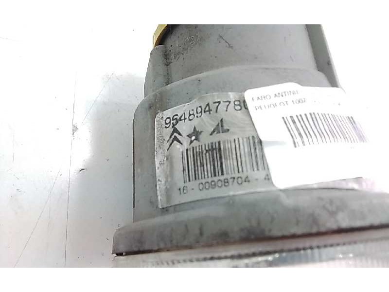 Recambio de faro antiniebla derecho para peugeot 1007 dolce referencia OEM IAM 9648947780  