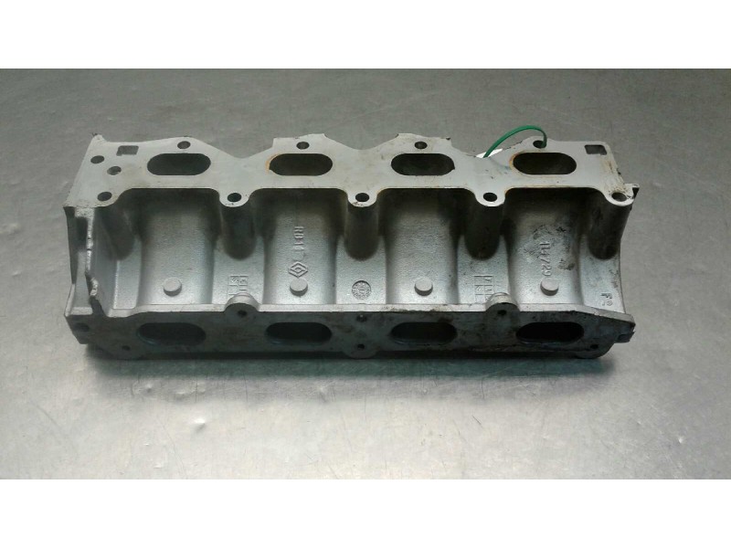 Recambio de colector admision para renault trafic combi (ab 4.01) 2.0 16v cat referencia OEM IAM 1941885  