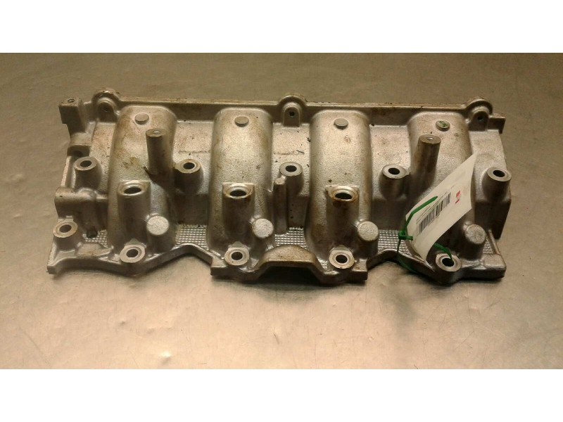Recambio de colector admision para renault trafic combi (ab 4.01) 2.0 16v cat referencia OEM IAM 1941885  