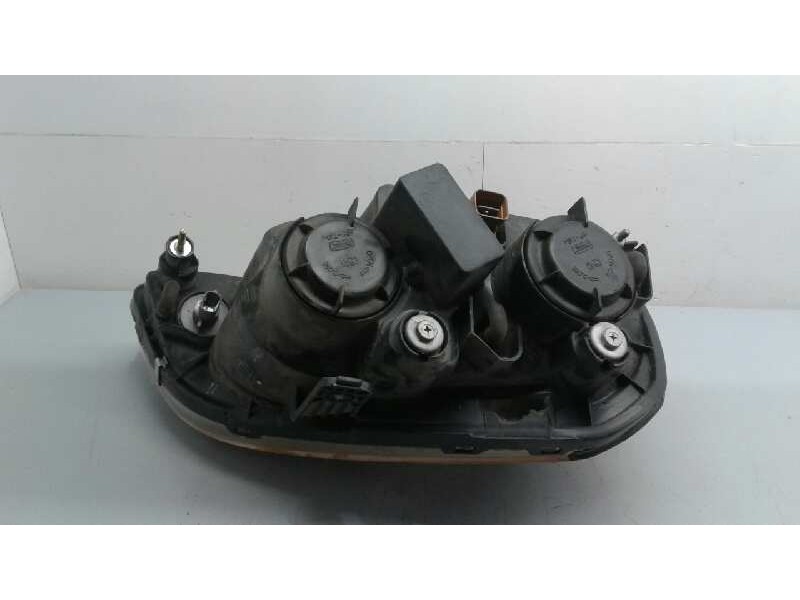 Recambio de faro izquierdo para daewoo nubira berlina 1.6 cat referencia OEM IAM 8585  102931