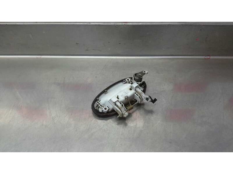 Recambio de maneta exterior delantera izquierda para hyundai lantra berlina (rd) 1.6 gls referencia OEM IAM   