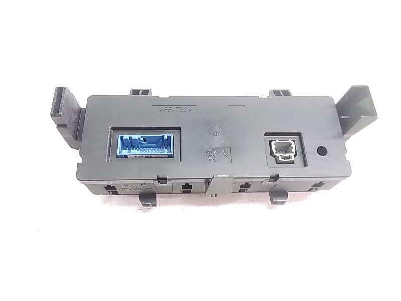 Recambio de mando climatizador para peugeot 1007 dolce referencia OEM IAM 96530443XT  