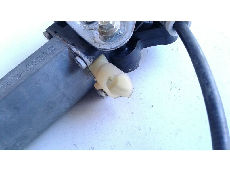 Recambio de elevalunas trasero izquierdo para mg rover serie 25 (rf) comfort (5-ptas.) referencia OEM IAM CVH100990  