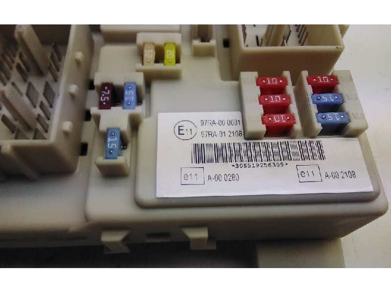 Recambio de caja fusibles para ford c-max (cb3) referencia OEM IAM 30S5519256309  