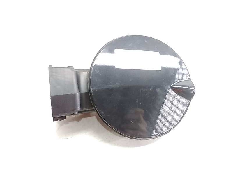 Recambio de tapa exterior combustible para peugeot 1007 dolce referencia OEM IAM L1020319  