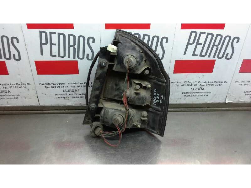 Recambio de piloto trasero izquierdo para mazda 323 berlina (bd1) referencia OEM IAM   10300